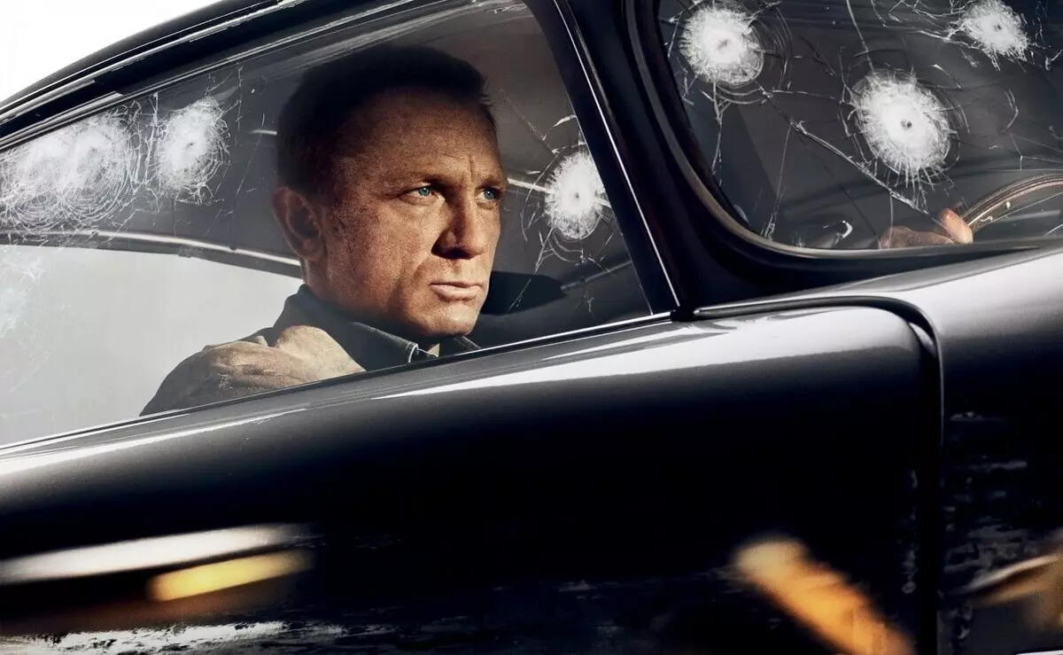 Tuottaja "Älä kuolee aikaa" kommentoi Daniel Craigin hoidon