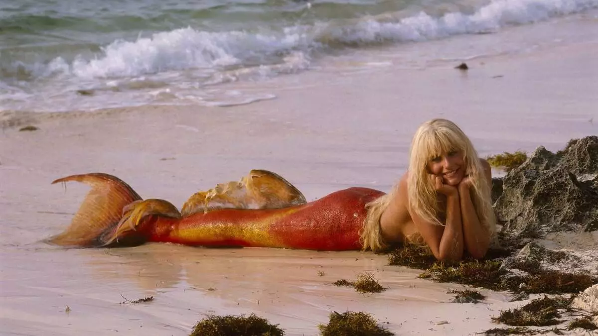 Disney ridiculous for the ridiculous censorship of nudity in the film "Splash"