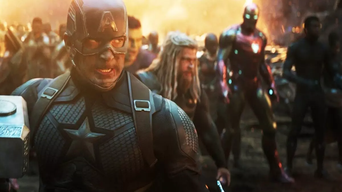 "Avengers: Clefydau Terfynol": Capten America, Torah ac eraill a gyflwynwyd ar ffurf meddygon