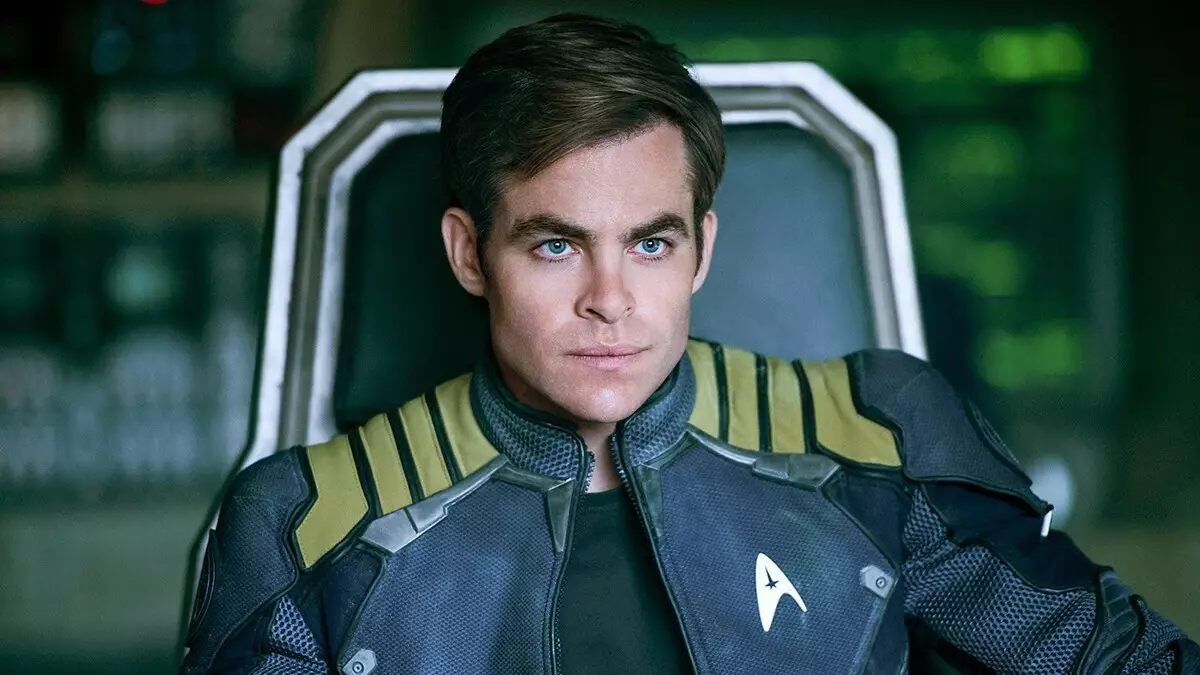 "Budu rád s radostí": Chris Pine stále nevadí hrát Kirk v "Star Trek 4"