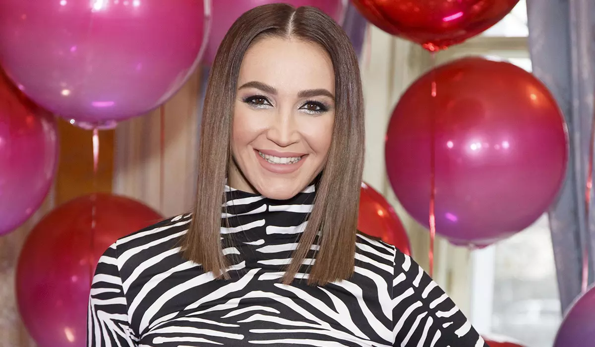 "Disa lloje të varrezave": Ngjyrat e brazingut të Olga Buzov u penduan në rrjet