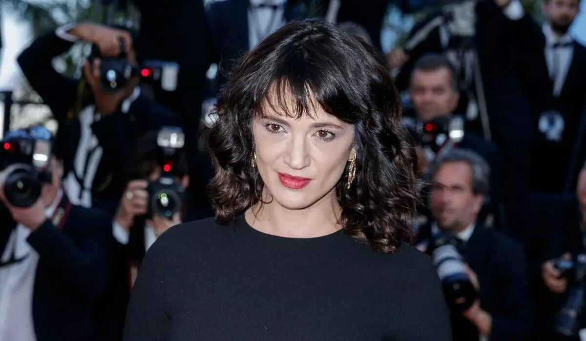 Asia Argento acusó al director de "Fursazha" en violencia sexual.