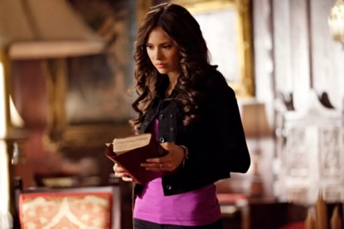 Nina Dobrev retournera dans la finale des journaux de vampire?