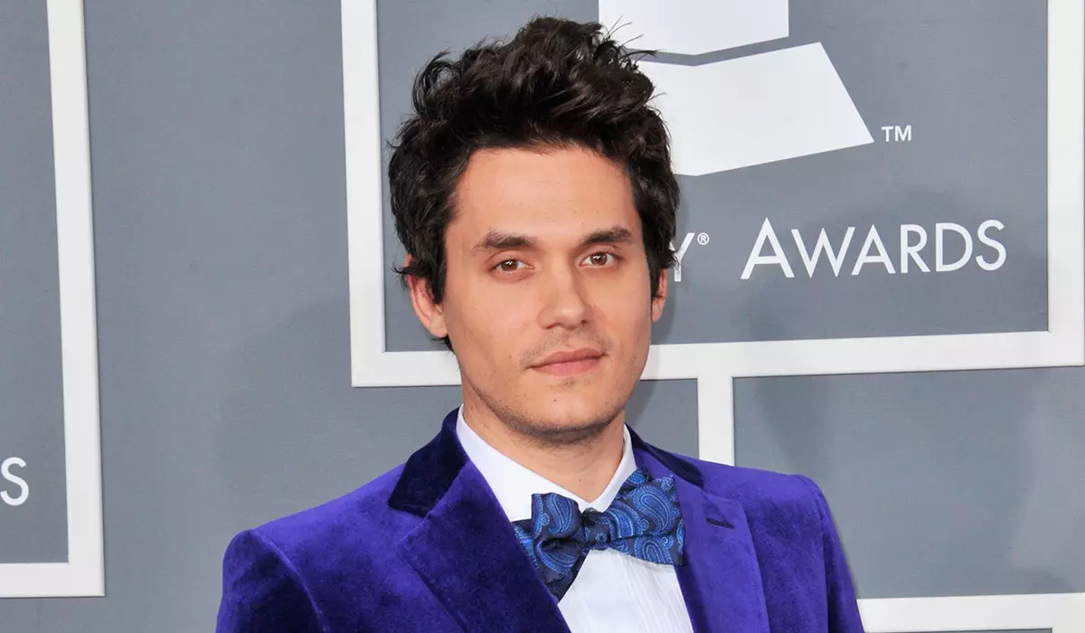 John Mayer vastasi Taylor Swift-fanien vaatimuksiin, sitä vahvempi he olivat vihaisia