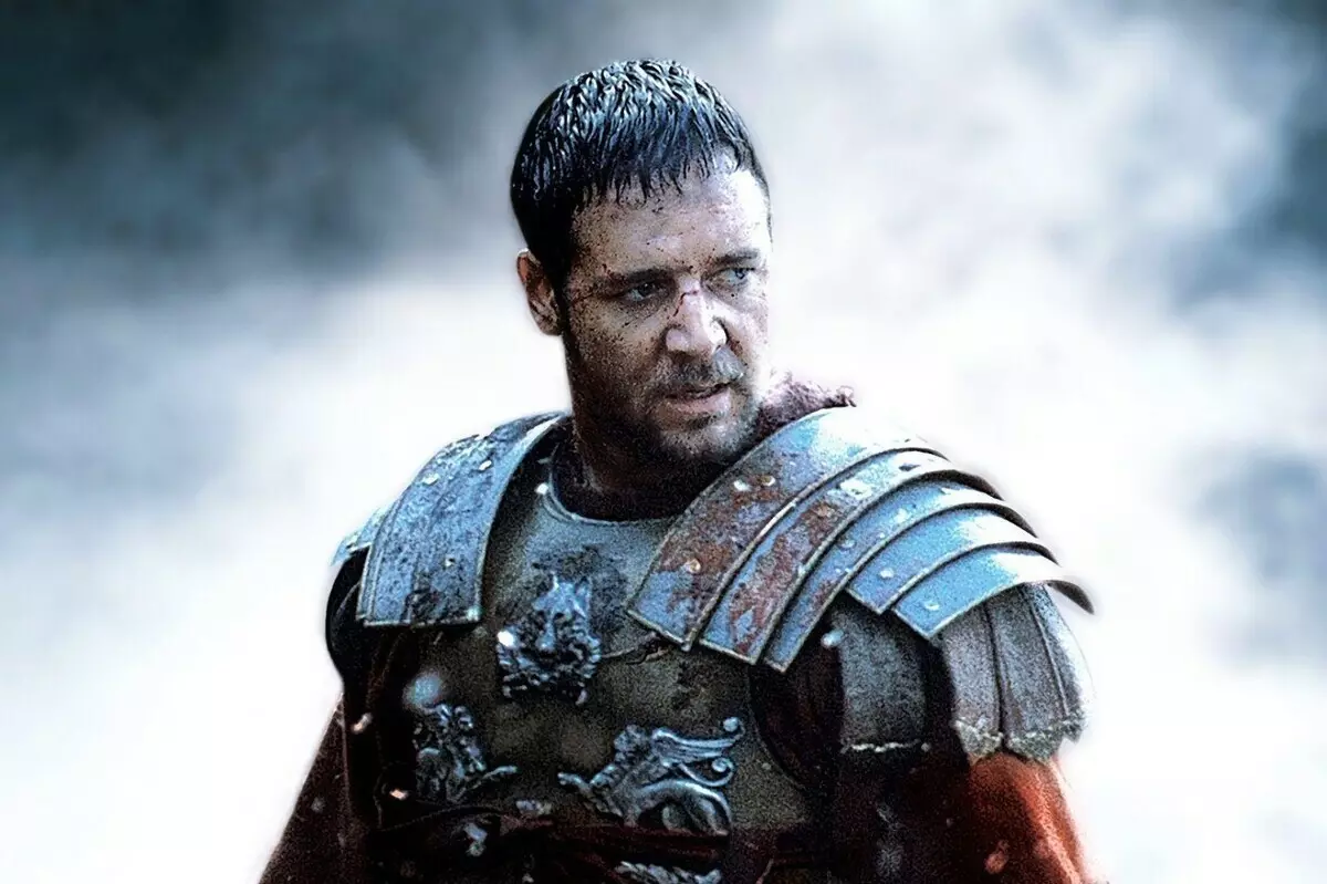 Russell Crowe ma jemminx li l-segwiment "Gladiator" se jitneħħew