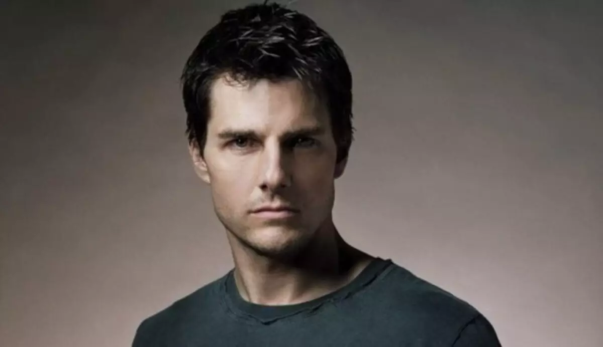 UTom Cruise wavunywa ngendima enkulu ku-movie "Shot"