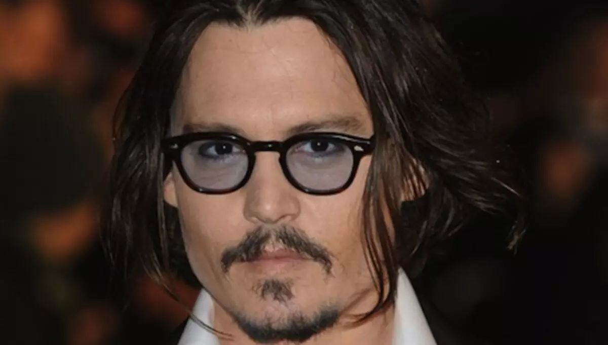 Dau brosiect ar y cyd newydd Johnny Depp a Disney