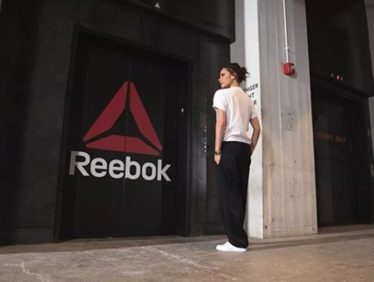 Viktoriya Bekxem Reebok bilan sport kiyimlari to'plamini chiqaradi