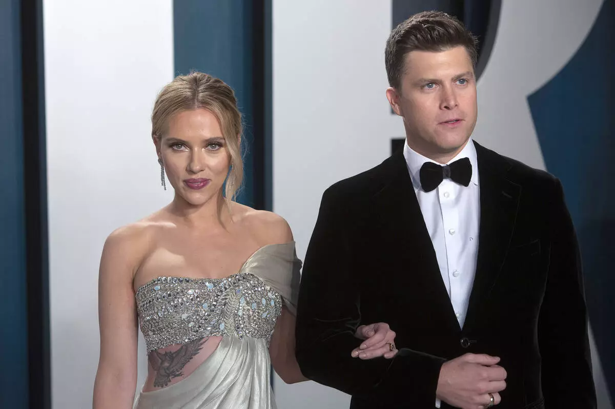 Scarlett Johansson te di sou mank nan sèlman nan Veterinè cheval