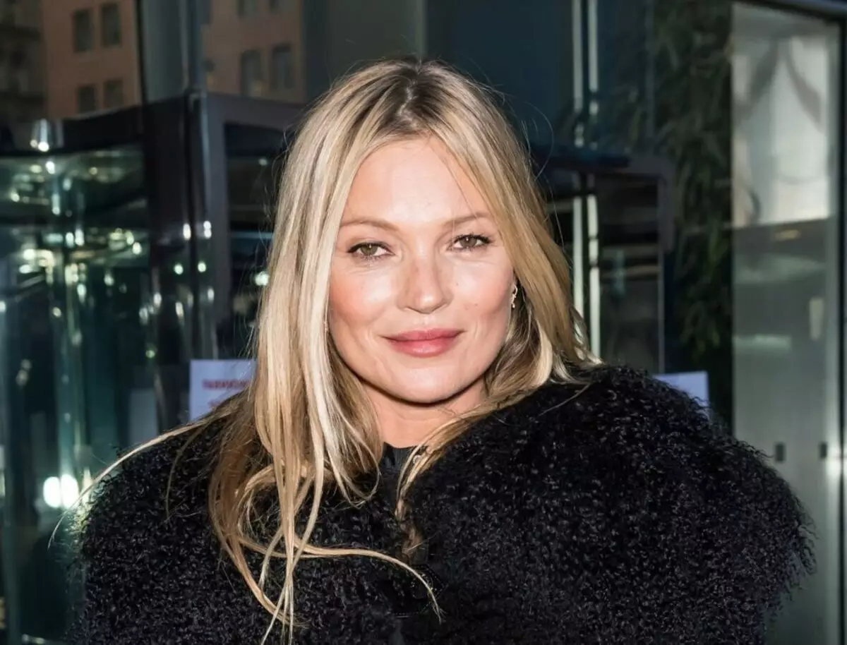 Jara fun alẹ ati ko si igi keke: Kate Moss ṣafihan awọn aṣiri ti ẹwa