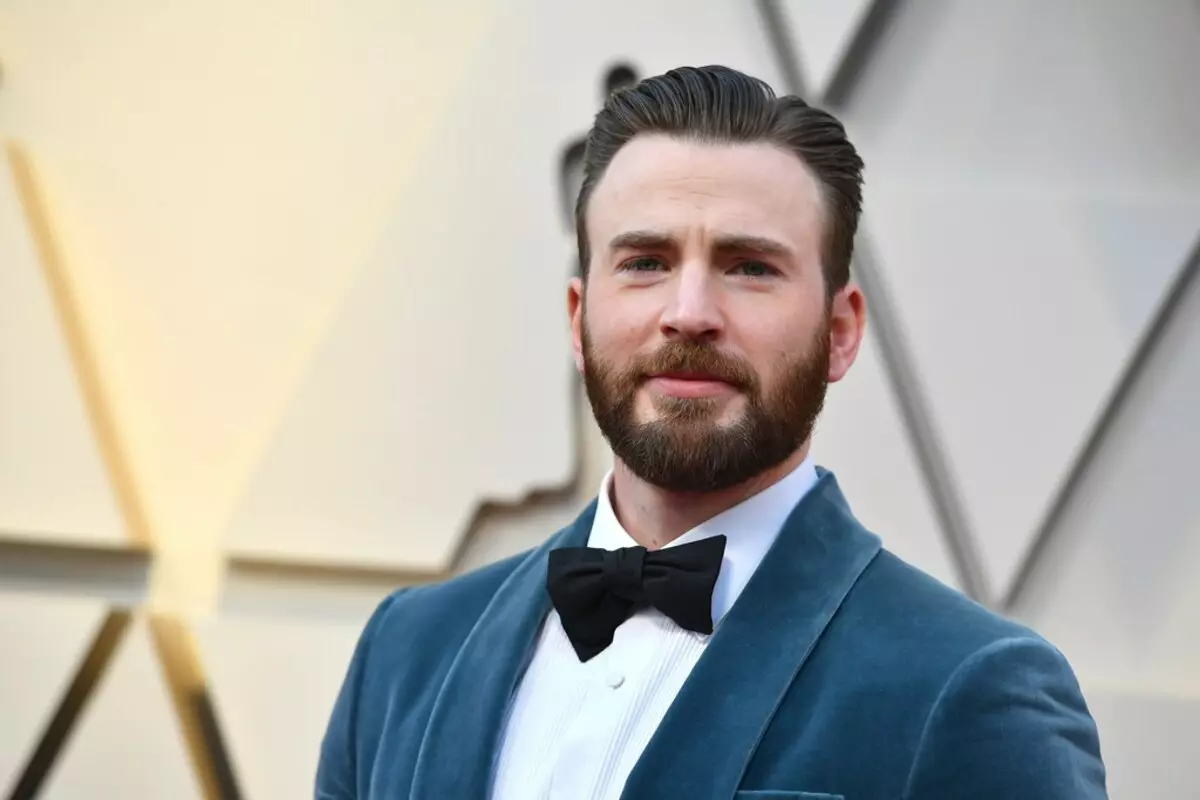 Chris Evans va donar consells tan fàcilment per sobreviure a l'auto-aïllament