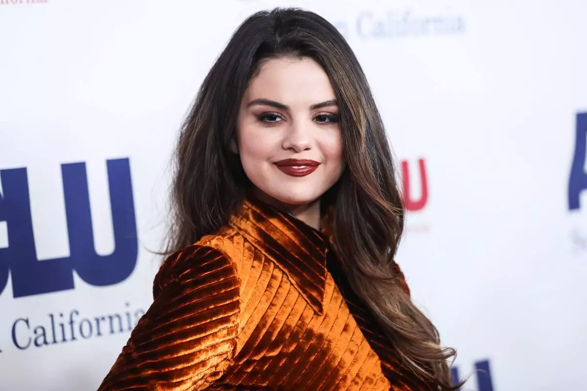 Sanje so se uresničile: Selena Gomez je predstavil sponko na prvo Hispanic pesem