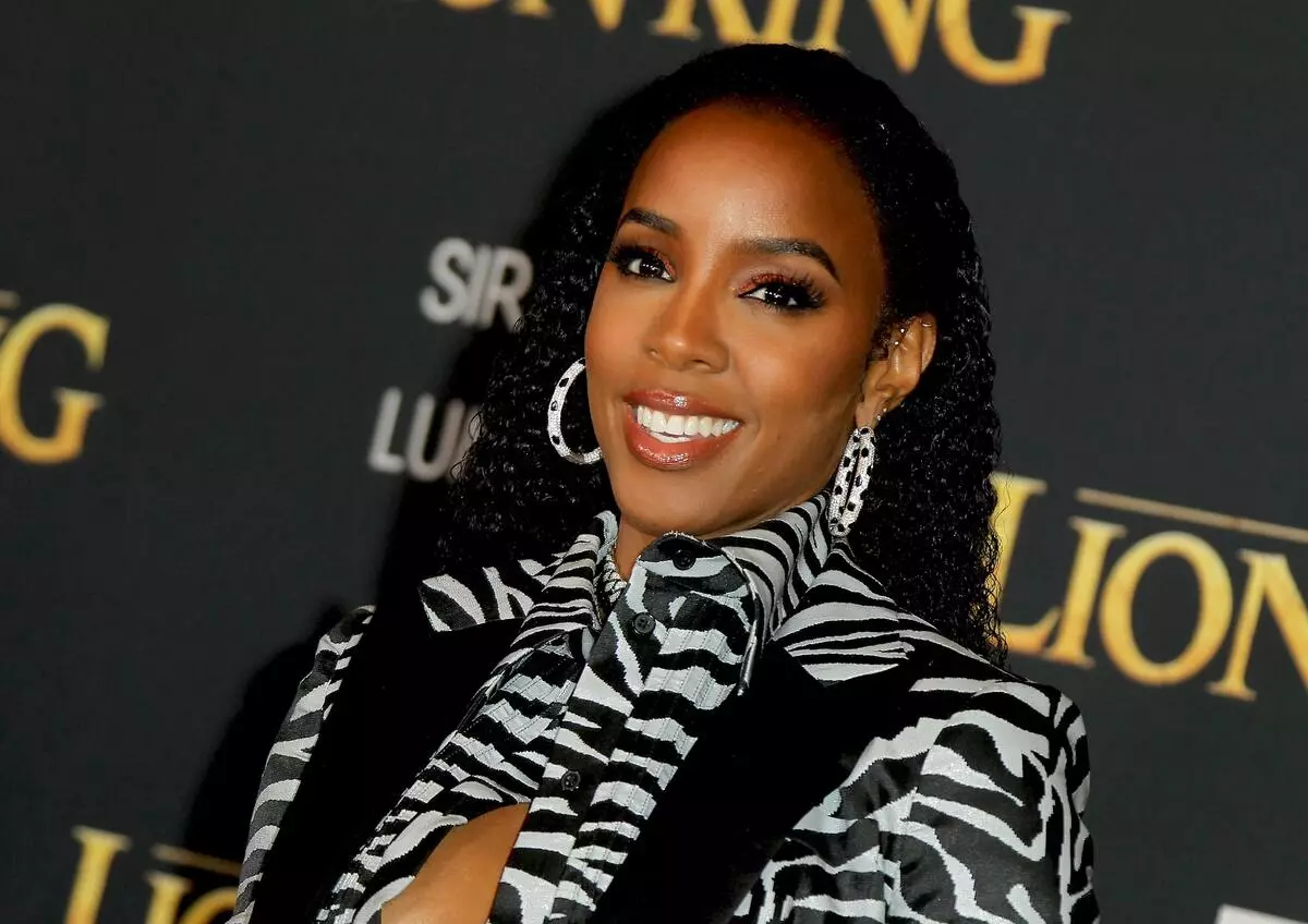 خواننده Kelly Rowland به مدت زمان دوم مادر به مادر تبدیل شد: عکس