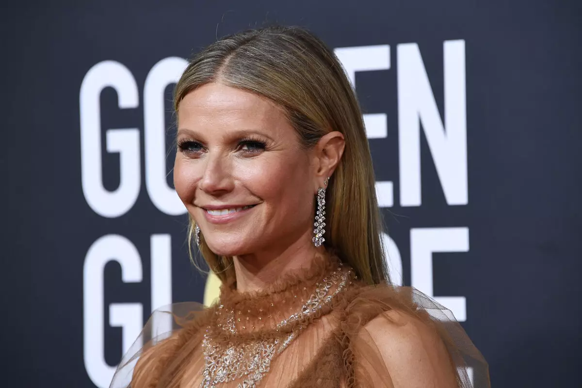 Again for your: Gwyneth Paltrow offered women vibrators for quarantine