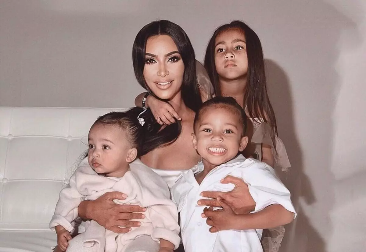 "Brak mięsa": Kim Kardashian powiedział jej dzieci wegetarianie