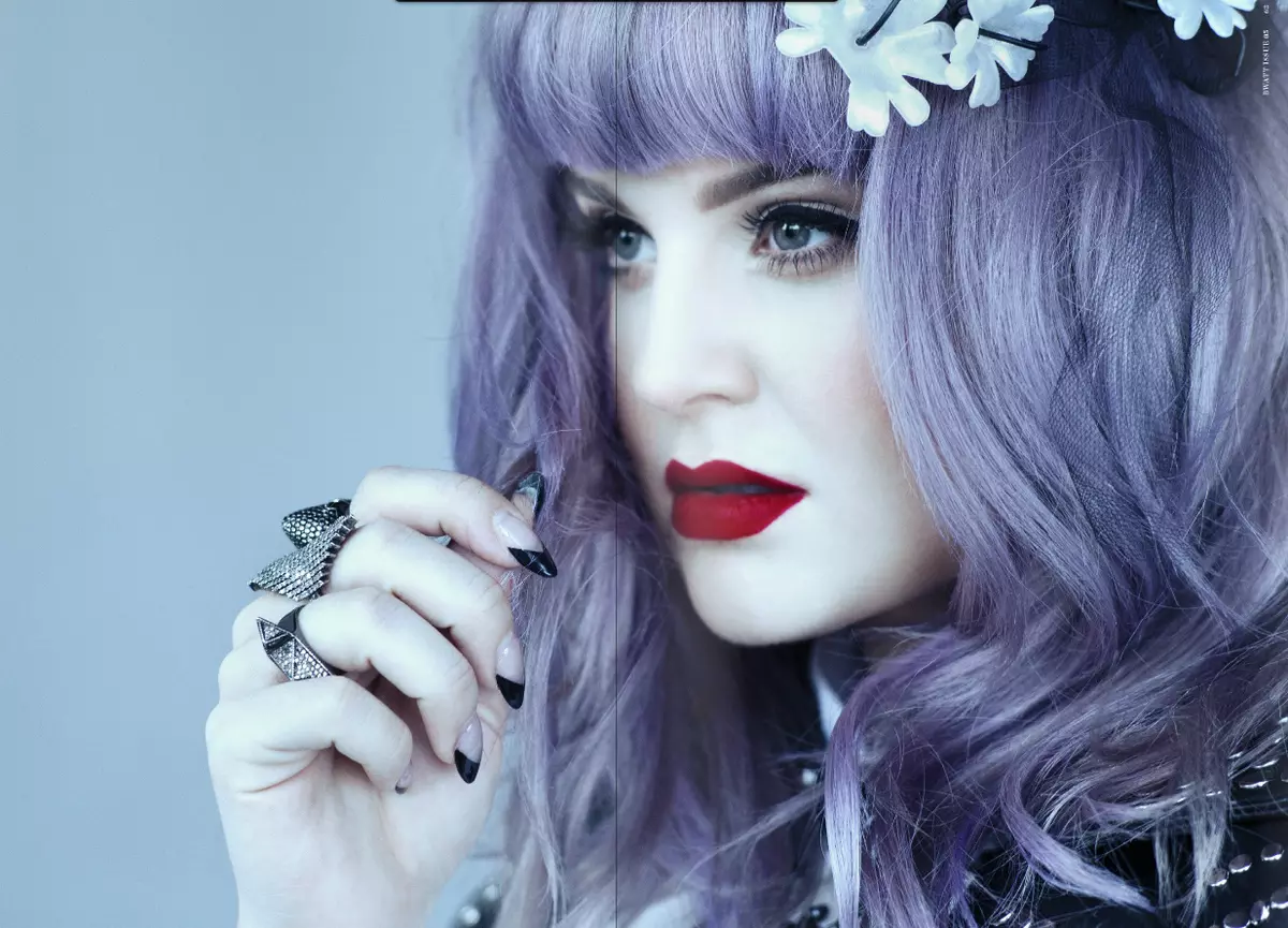 Kelly Osborne dans le magazine Bwatt. Libération 5.