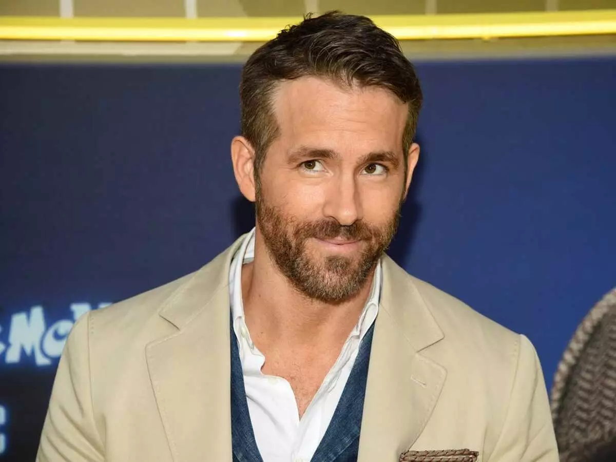 Ryan Reynolds amachotsa nthabwala za netflix kuchokera kwa opanga a Charlie ndi fakitale ya chokoleti