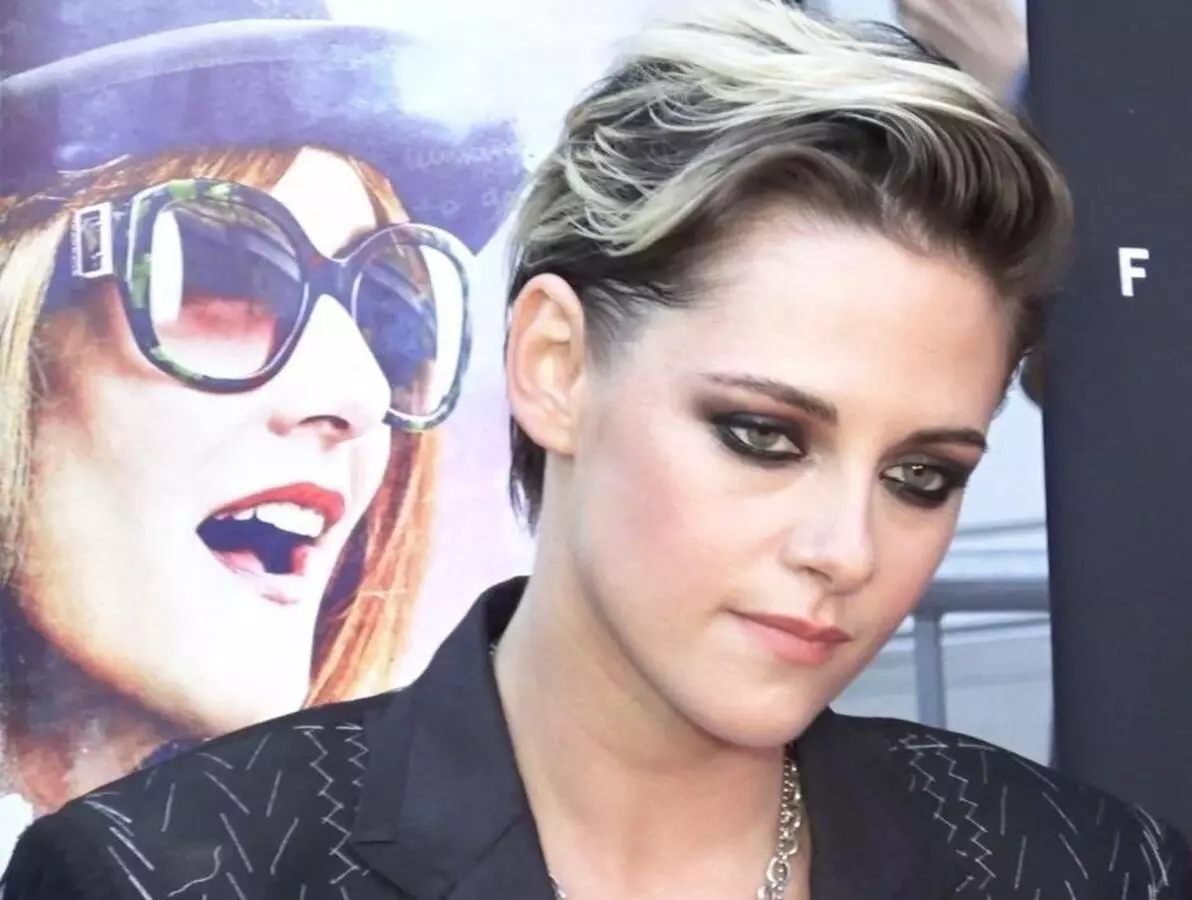 Ifoto: I-Kristen Stewart kwisakhelo sokuqala sedrama ye-biographical "i-tyberg"