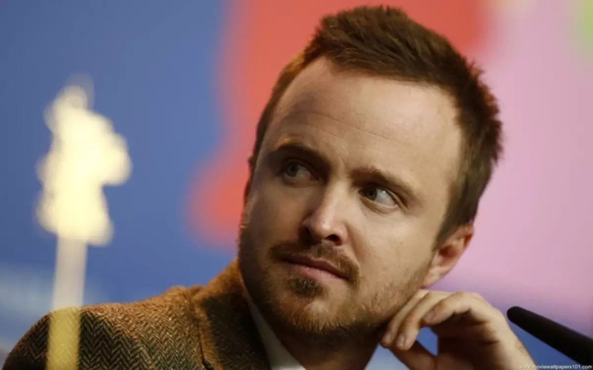 Aaron Paul a nié sa participation au film de la série "à toute tombe"