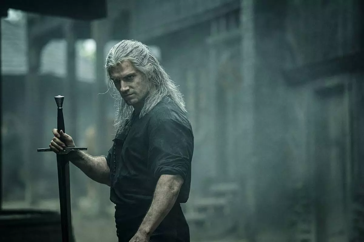 ಎರಡನೆಯ ಋತುವಿನಲ್ಲಿ "Witcher" ನಿಗೂಢ ಕೊಲೆಗಾರ ಕಾಣಿಸುತ್ತದೆ