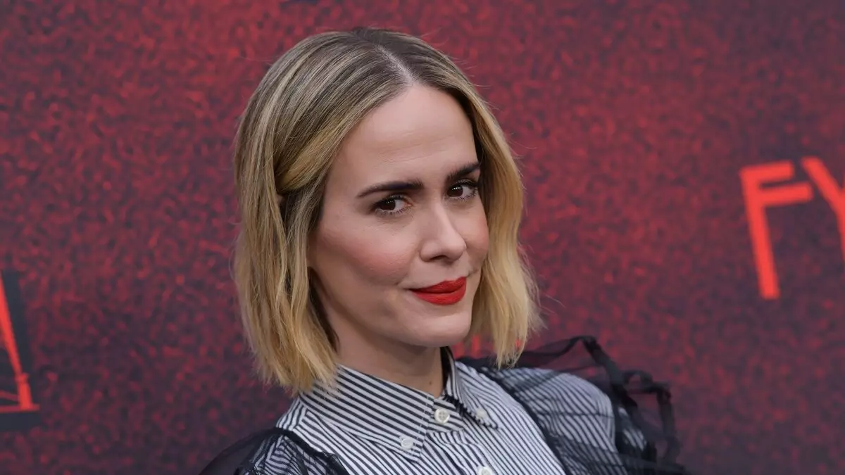 Sarah Polson frivilligt att rikta spin-off "American Horror History"