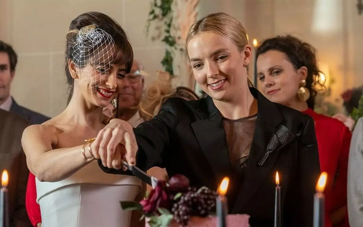 De makkers fan "Killing Eve" kommentearre op skokkende dea yn 'e earste ôflevering