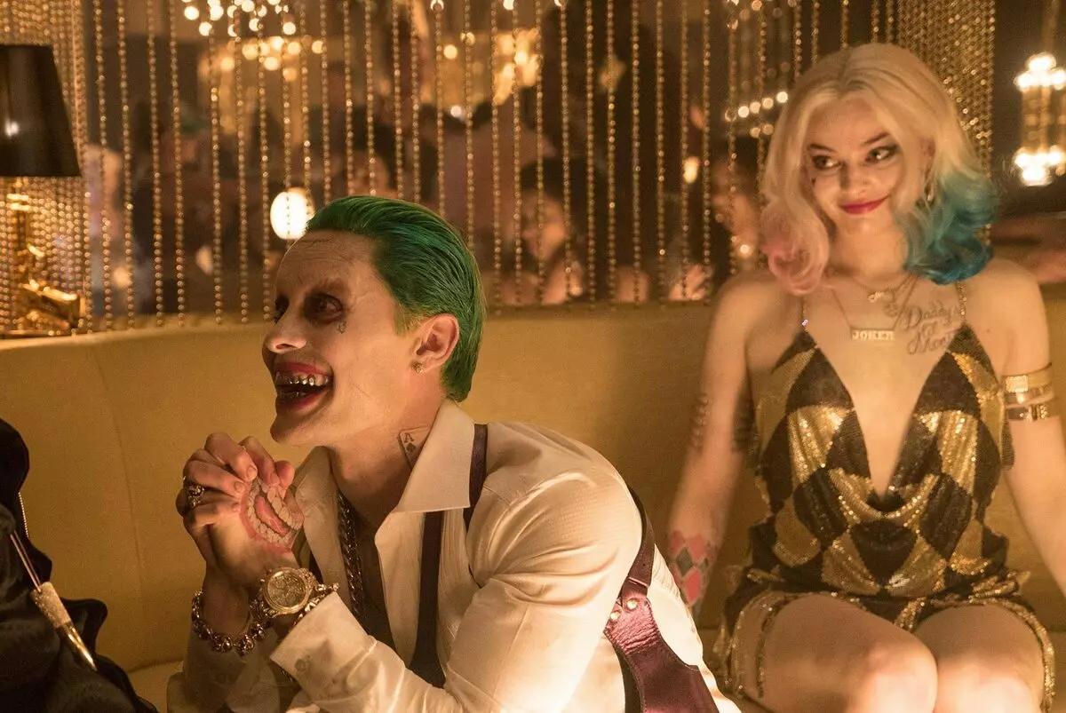 Den Direkter "Deljet Suizid" huet d'Fan Theorie iwwer Joker an Harley Vaultn