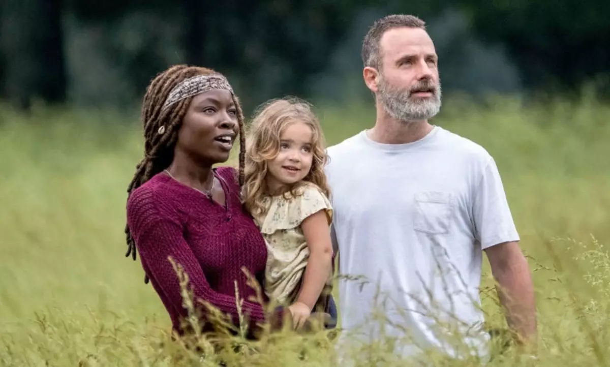 Því miður með Rick: Teaser og rammar af síðustu röð af "gangandi deads" með Andrew Lincoln