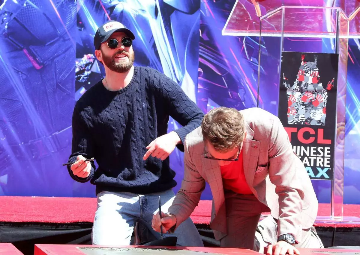 Robert Downey Jr. kommenterede dem med Chris Evans pleje fra Marvel: 