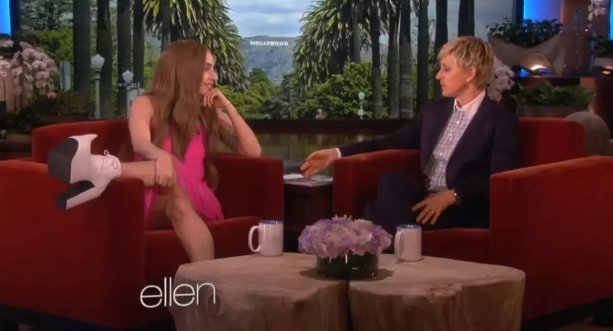 Lady Gaga op Ellen Dezhenes