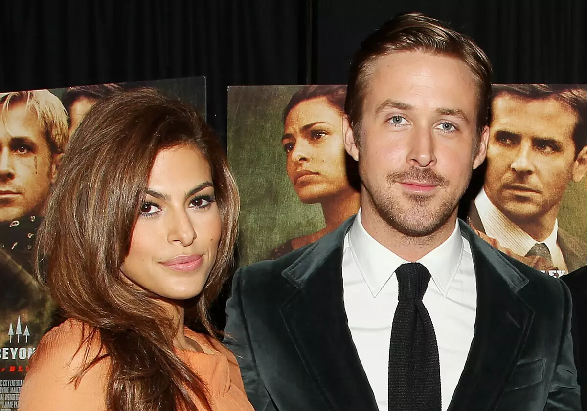 Eva Mendez klarigis kial ŝi ne montras komunajn fotojn kun Ryan Gosling