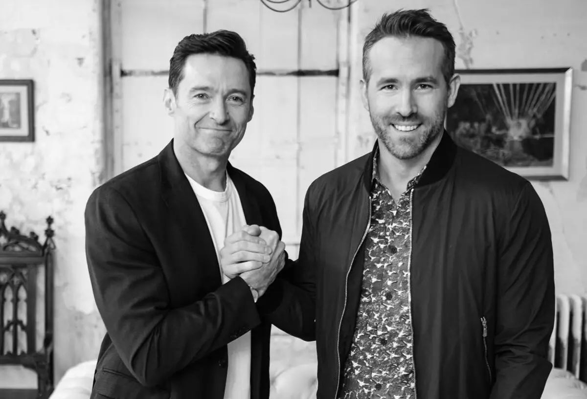 Hugh Jackman a sărbătorit o aniversare specială cu Ryan Reynolds