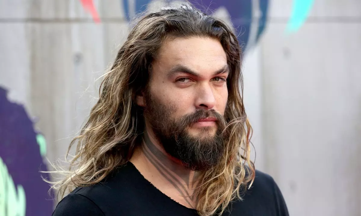 Jita-jita: Masu samar da sun rufe "mayafi" suna tsammanin samun Jason Momoa