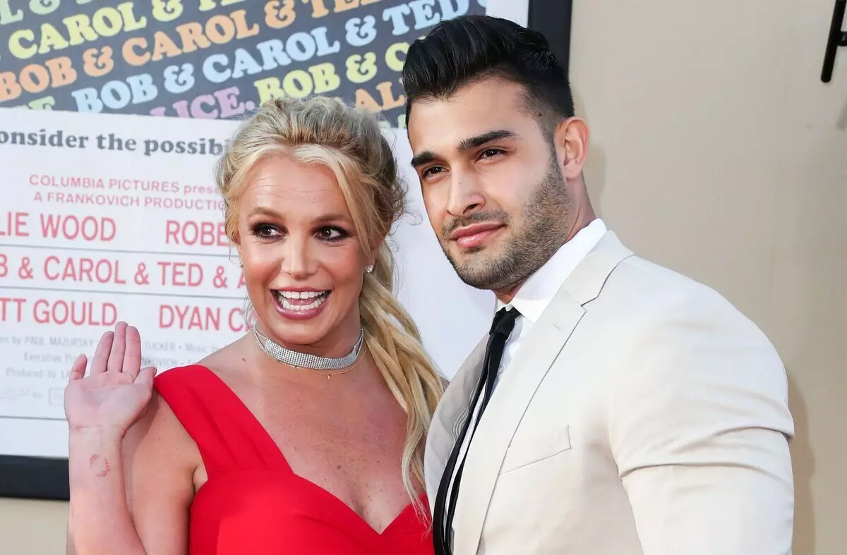 Media: Britney Spears ei usko Sam Asgariin