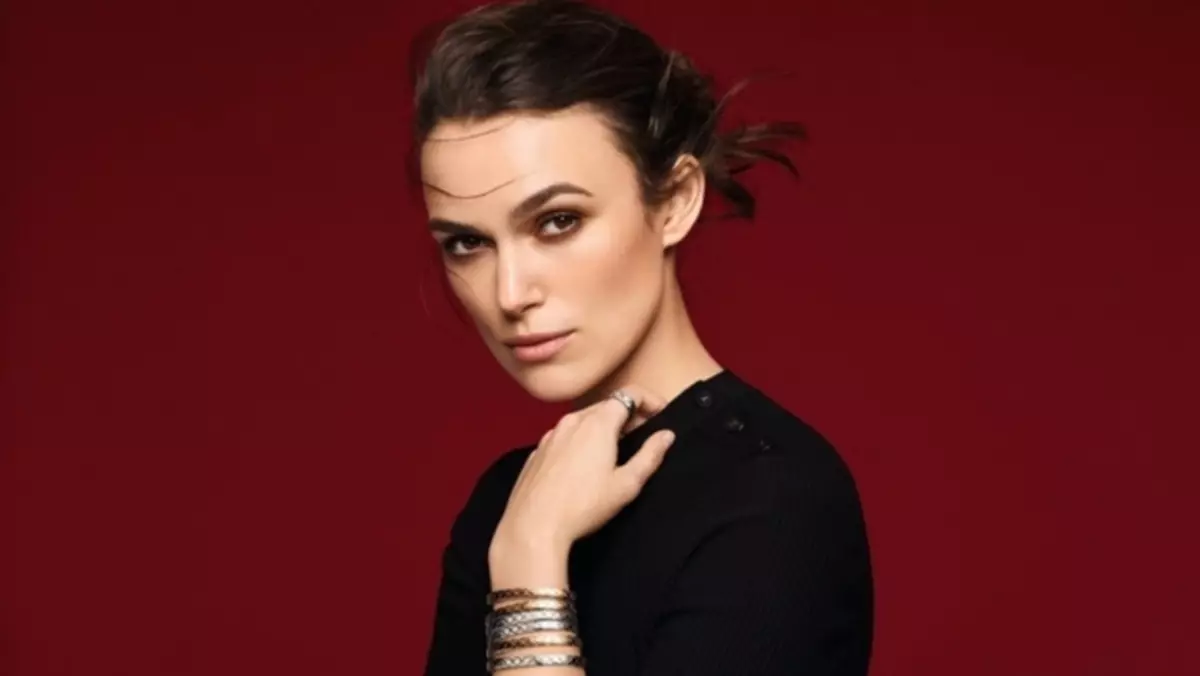 Keira Knightley يعتقد أن الجهات الفاعلة لا تكون بالضرورة ذكية