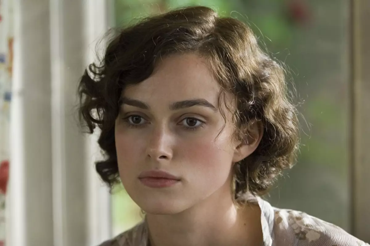 D'iarr Kira Knightley an radharc gnéis is fearr lena rannpháirtíocht