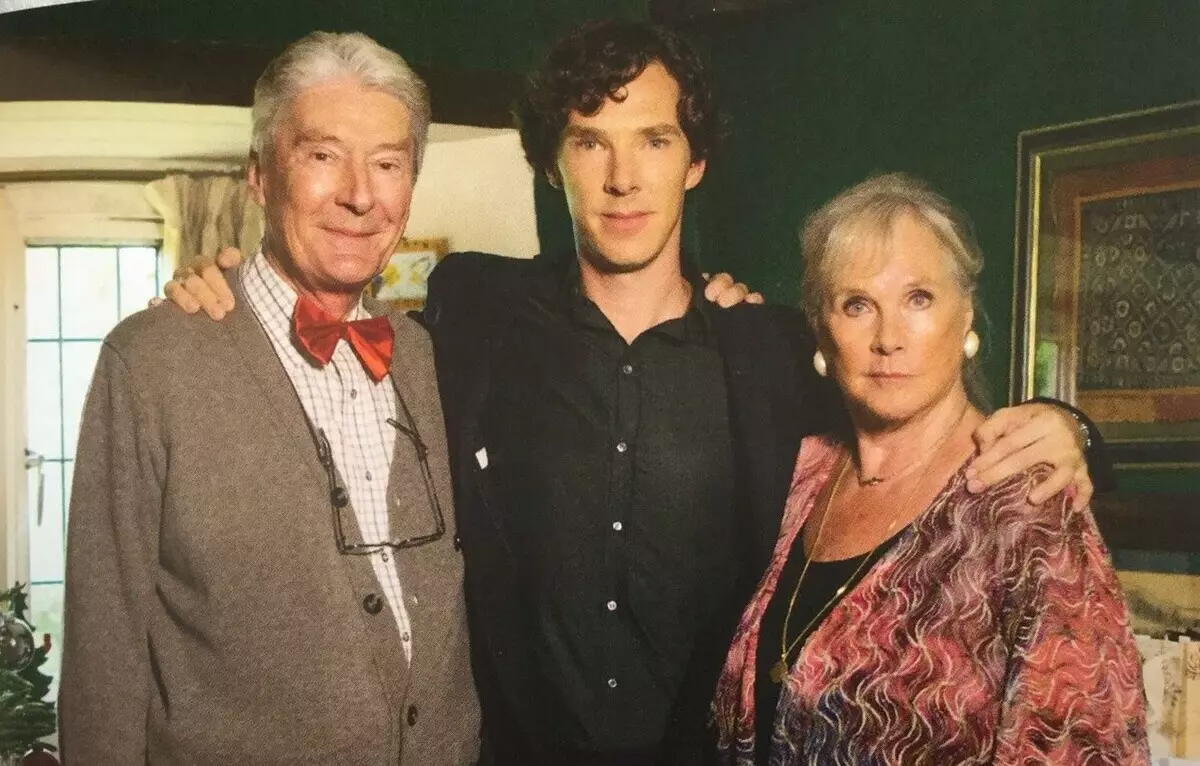 Benedict Cumberbatch alikiri kwamba aliwaelezea wazazi wake kwa kuchagua kazi ya mwigizaji