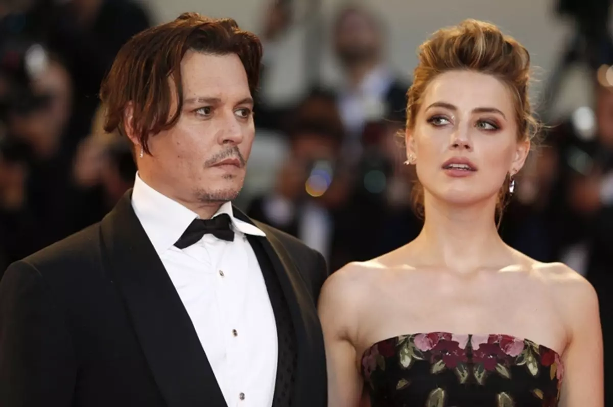 Johnny Depp może stracić rolę w "fantastyczne stworzeniach" z powodu nowego świadectwa Amber Hörd