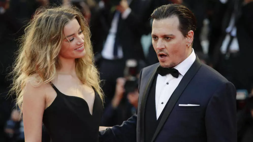 Amber Held gwara banyere nsogbu ọ na-enwe nsogbu na-enwe nsogbu mgbe ọ gbasasịrị Johnny Depp 156909_3