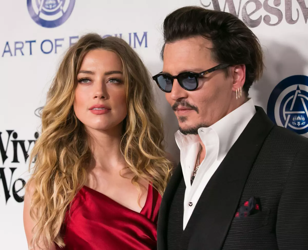 Johnny DEPP เอาชนะ Amber Herd: รายละเอียดใหม่ของเรื่องราวอื้อฉาว