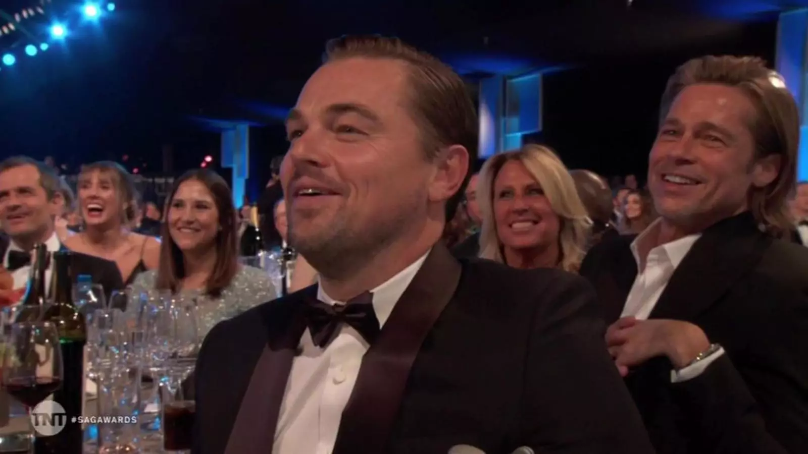 Leonardo DiCaprio gav Brad Pittu 