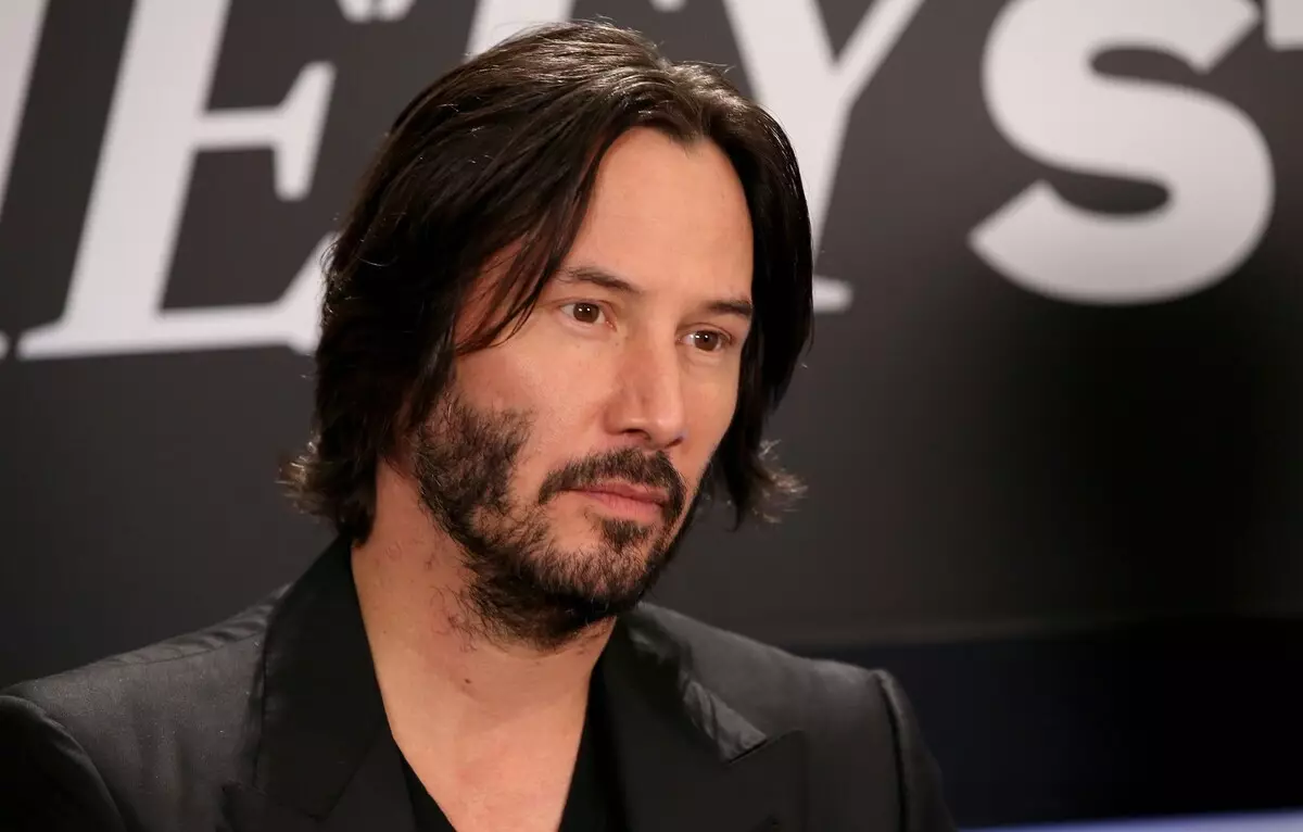 Keanu Reeves ຈະຂຽນຕະຫລົກທີ່ມີລັກສະນະຂອງຕົນເອງ