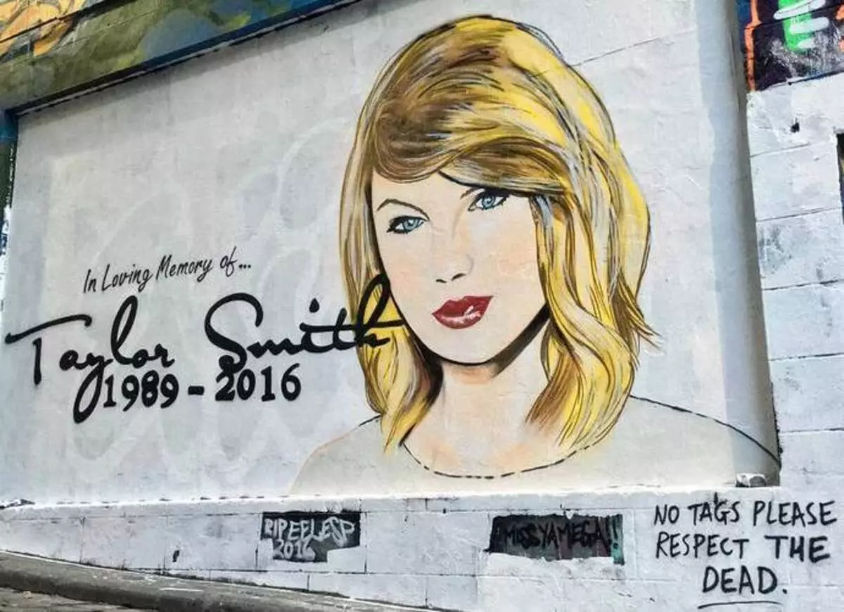 Taylor Swift "chôn vùi" ở Melbourne