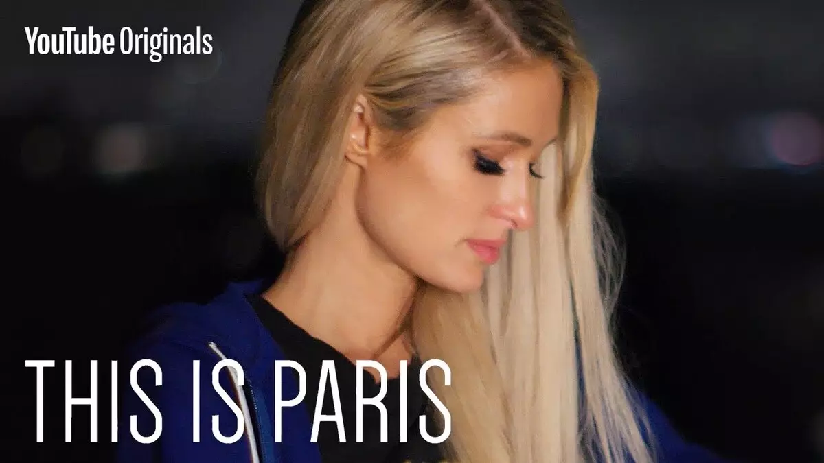Paris Hilton spriek oer de martelingen dy't oerlibbe op skoalle: "yntimideare, beat, stekke"