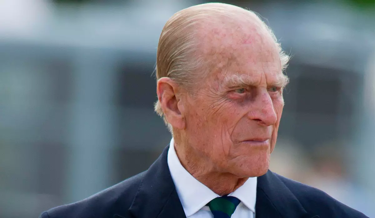Mannen Elizabeth II Prins Philippe dog på 100: e årets liv
