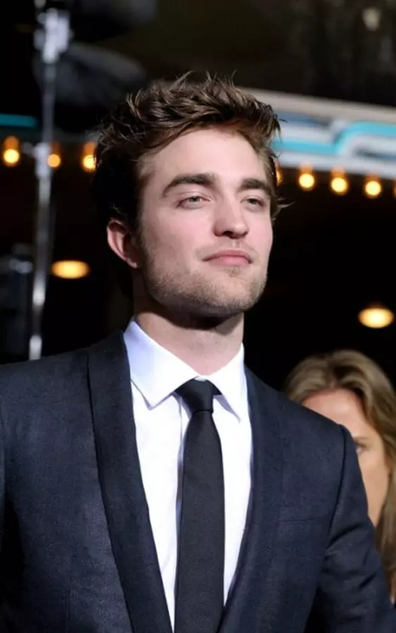Robert Pattinson: "Loveauna tana da fatawa fiye da vampire cizo"