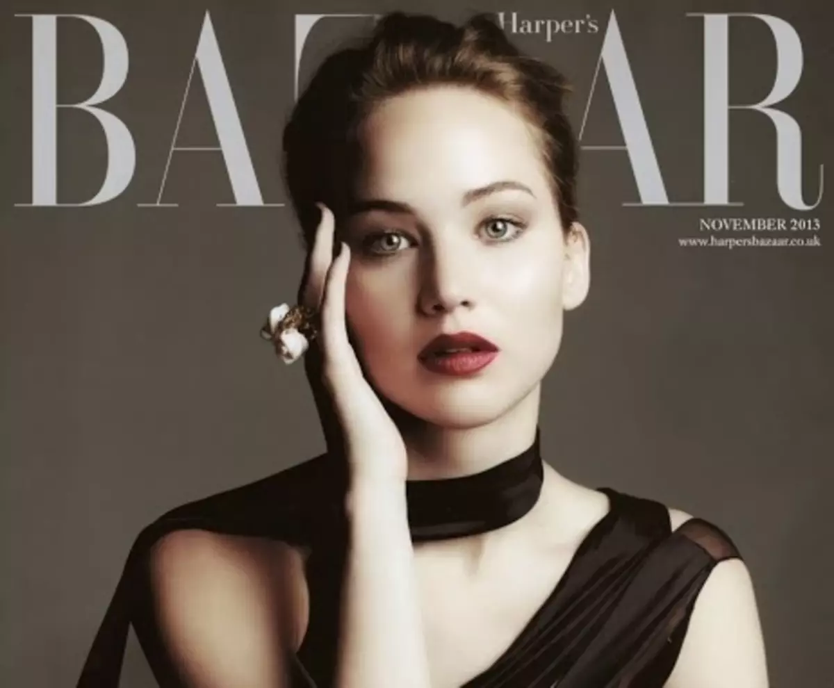 Jennifer Lawrence yn it tydskrift Harper's Bazaar Feriene Keninkryk. Novimber 2013