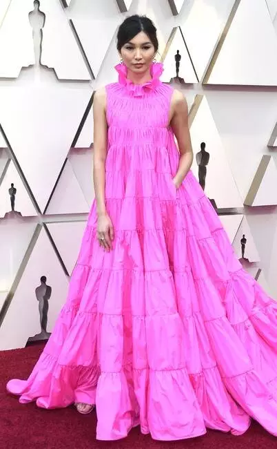 Gemma Chan, 2019 Oscar, 2019 Akatemian palkinnot, punainen matto Fashions