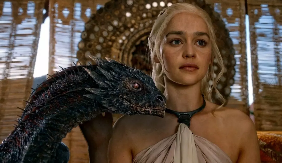 Menembak dalam "permainan Thrones" memaksa Emily Clark untuk takut pendarahan kedua ke dalam otak