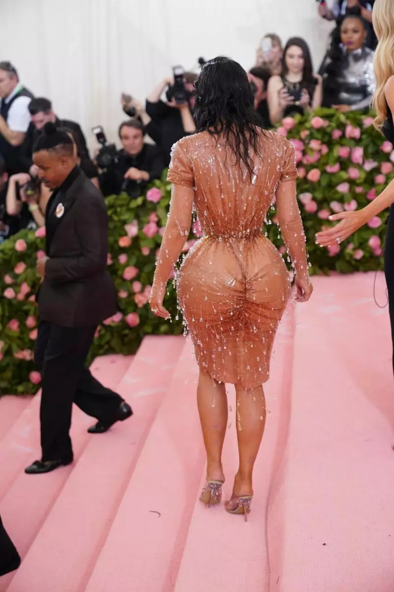 Kim Kardashian sobre os seus fracasos de moda: 